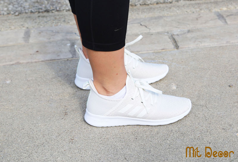 chọn giày Adidas Cloudfoam Pure 2.0 cho nữ có bàn chân size lớn