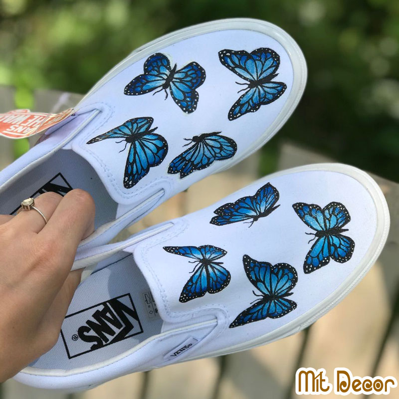 giày vải custom hình bướm đẹp